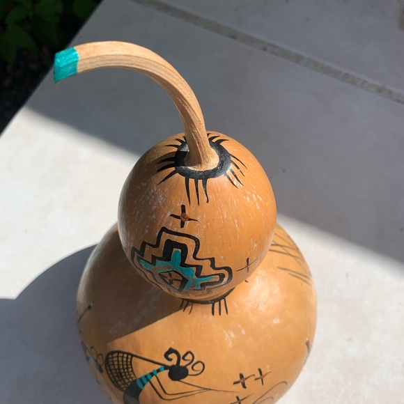 Gourd by Southwest Artist signed by Native American.   Artist: Ho Hona Okam - Picture 3 of 10